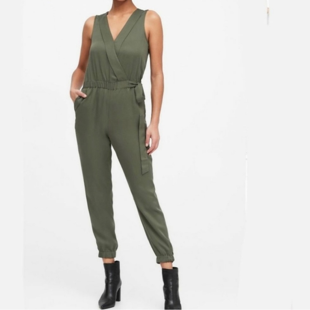 Banana Republic sleeveless army green olive wrap front jumpsuit pantsuit size 4